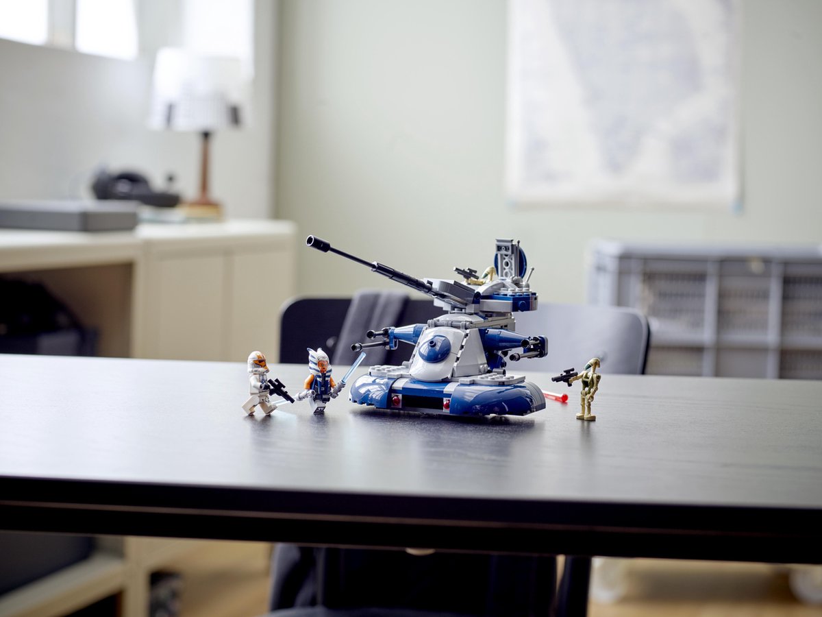 LEGO Star Wars Armored Assault Tank 