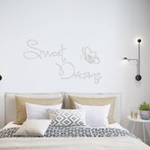 Muursticker Sweet Dreams Met Vlinder -  Lichtgrijs -  160 x 91 cm  -  slaapkamer  engelse teksten  alle - Muursticker4Sale