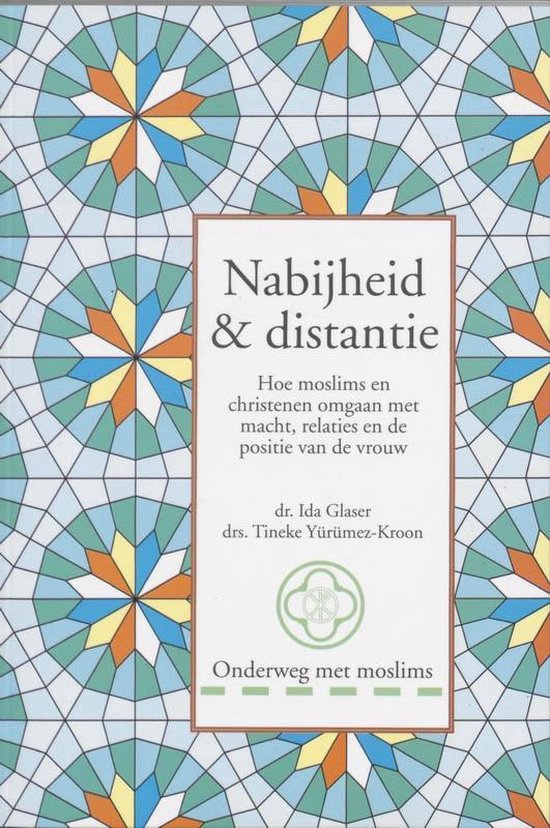 Cover van het boek 'Nabijheid en distantie' van T. Yurumez en Ida Glaser