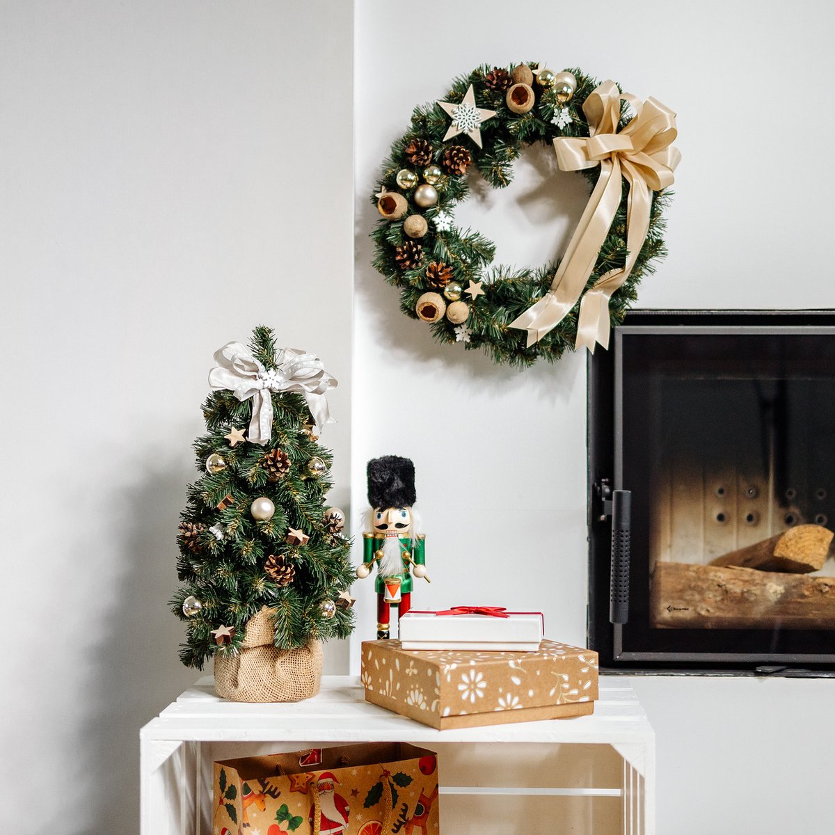 Creative Home Kerstkrans Kunstmatige Adventskrans Champagne Kleur | Ronde Kerstkrans ∅35cm | Kerstkrans voor Deur, Open haard | Kerstdecoraties Binnen Buiten – foto 4