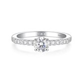 Finesse - Platinum Moissanite Verlovingsring met Zijstenen - 0.5 karaat