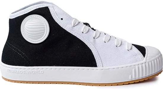 Komrads vegan sneakers - ICNS Partizan Black&White - Schoen uit duurzaam en gerecycleerd materiaal - Zwart en Wit - Maat 38