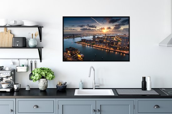 Image encadrée - Cadre photo Sunset over Rotterdam noir sans passe partout 90x60 cm - Affiche encadrée (Décoration murale salon / chambre)