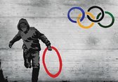 Fotobehang - Vlies Behang - Olimpische Ringen Graffiti Banksy - 208 x 146 cm
