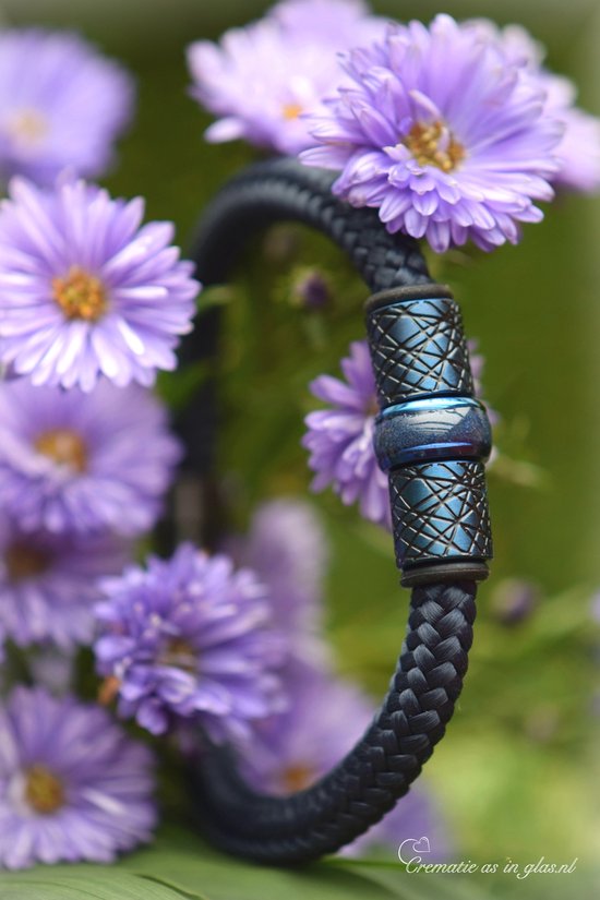 Urn-Crematie-as heren armband- Sieraad wordt voor u op maat gemaakt!- 6mm- Blauw-Sail Rope Heren armband met crematie-as verwerkt in bedel- Design rvs kralen-Herinneringsarmband-Assieraad-Veilige rvs sluiting-Herdenkingsssieraad-Handgemaakt door Jet
