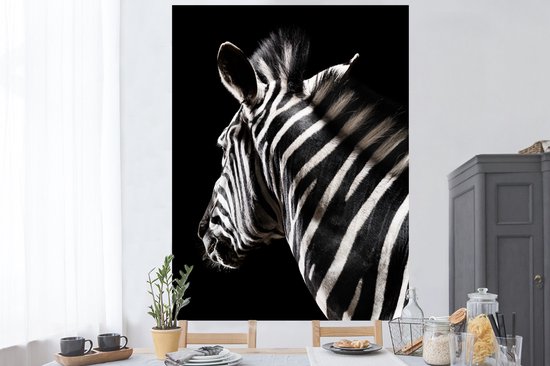 Sticker Muursticker Animaux - Gros plan de zèbre sur fond noir - 120x160 cm - film autocollant - sticker mural repositionnable XXL /