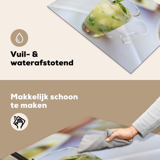 KitchenYeah® Inductie beschermer 76x51.5 cm - Overheerlijke Mojito in een rond glas - Kookplaataccessoires - Afdekplaat voor kookplaat - Inductiebeschermer - Inductiemat - Inductieplaat mat