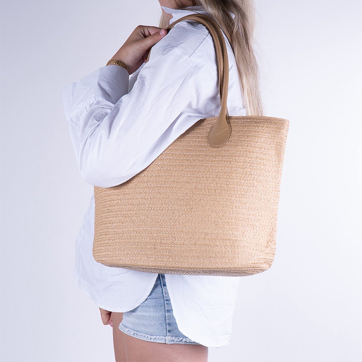 Monnq - strandtas met rits - rieten tas - strandtas riet - Magha Wheat