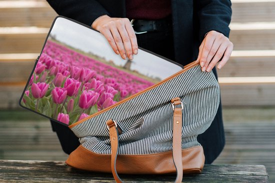 Laptophoes 13 inch - Roze tulpen en windmolen - Laptop sleeve - Binnenmaat 32x22,5 cm - Zwarte achterkant