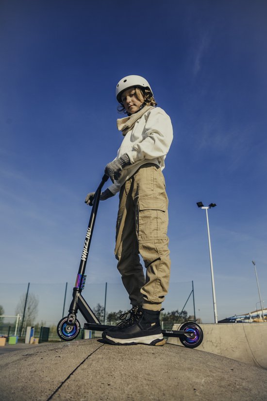 Lionelo Whizz - Step - 110mm - T-Bar - 100KG - voor Jongens en Meisjes - Steel rem - Kinderstepjes