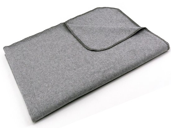 Foto: Sleepling 150 x 200 cm plaid knuffel deken sofa of woondeken van katoenmix wasbaar op 30 graden made in germany grijs