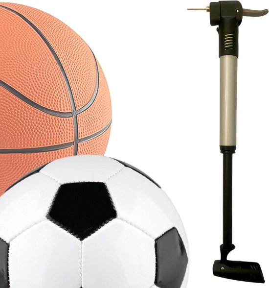 Fietspomp naast een basketbal en voetbal.