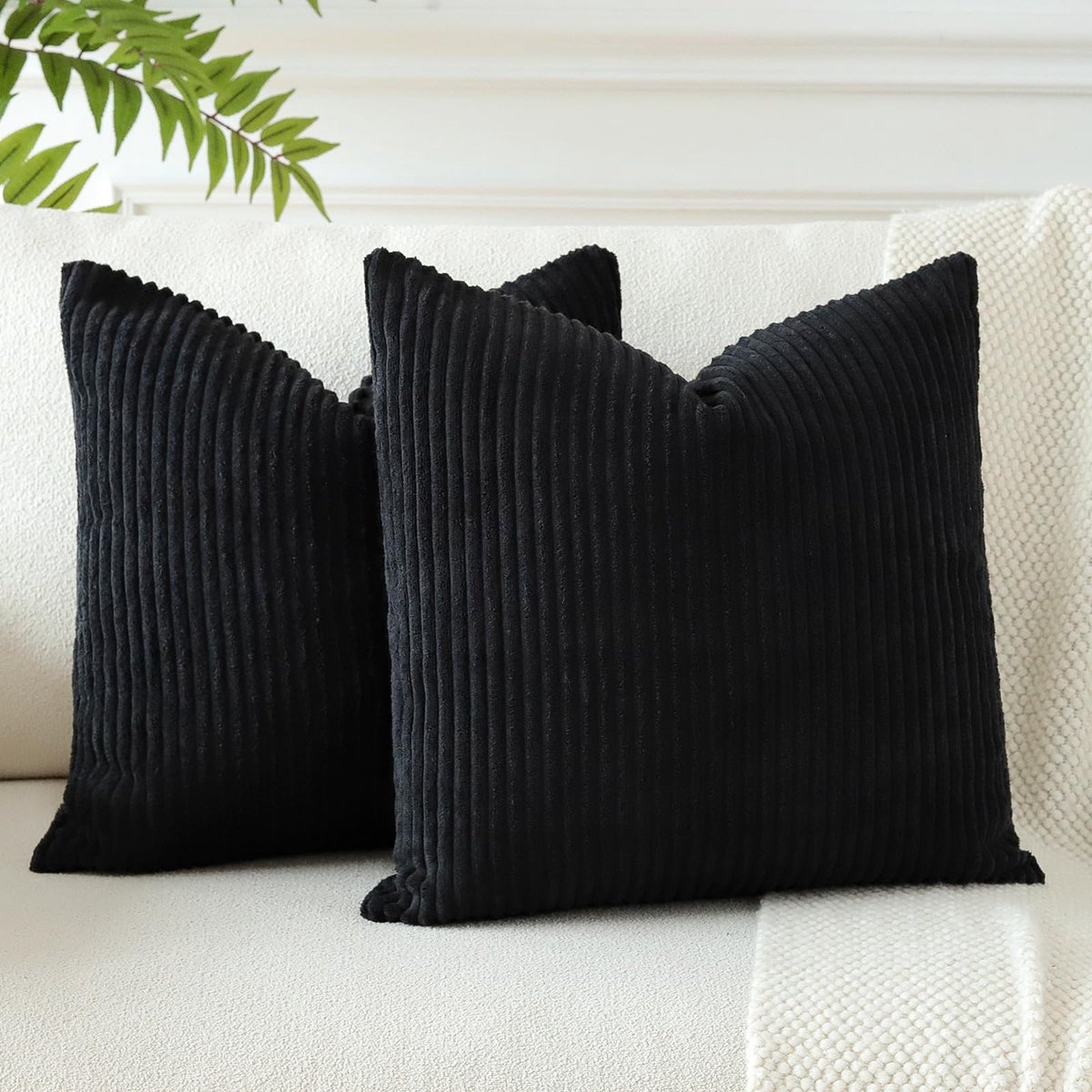 Ibenzoa Set van 2 stijlvolle corduroy kussenovertrekken voor woonkamer en bank, 45 x 45 cm, zwart