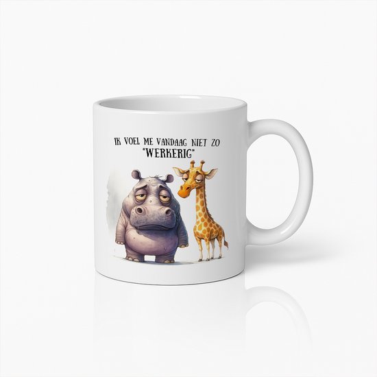 Grappige Koffiemok met Nijlpaard & Giraffe Cartoon – "Ik Voel Me Vandaag Niet zo Werkerig" Tekst – Humoristisch Cadeau voor Collega’s & Vrienden