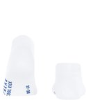 Witte Falke sneakersokken met blauwe opdruk "COOL KICK" en maat "37-38".