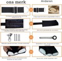 Vergelijking van een roestvrijstalen D-ring met een dunne, breekbare ring. Zwarte stoffen band met brede, zachte vulling tegenover een smalle, harde band. Stevige schommelophanging met schroeven en bouten tegenover een losse haken. Dik, comfortabel kussen tegenover dun kussen.