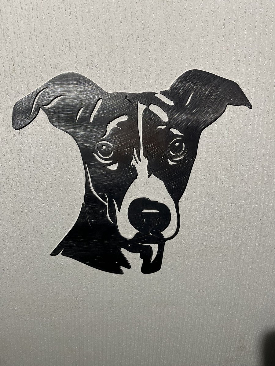 Metalen hond - De Whippet - wanddecoratie - Tuindecoratie - Cortenstaal