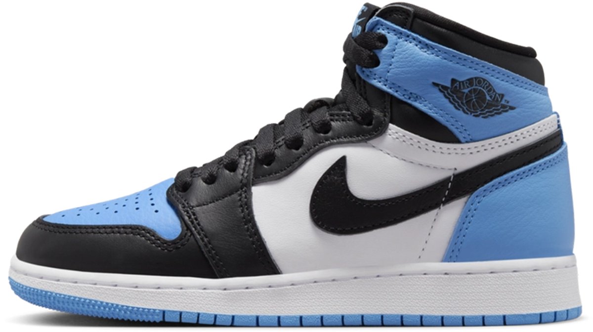 Air Jordan 1 Retro High OG ‘UNC Toe’ GS . Wit