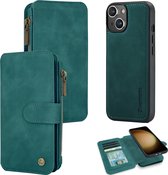 Casemania Hoesje Geschikt voor Apple iPhone 15 Plus - Emerald Green - 2 in 1 Magnetic Book Case met Rits