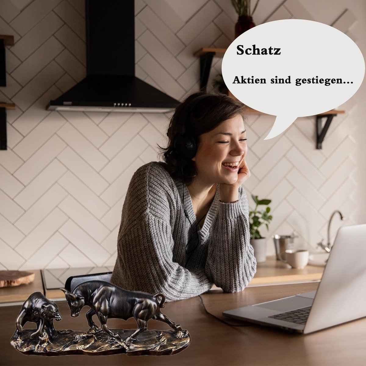 Het Standbeeld Van De Stier Bij De Beurs Van Frankfurt Redactionele