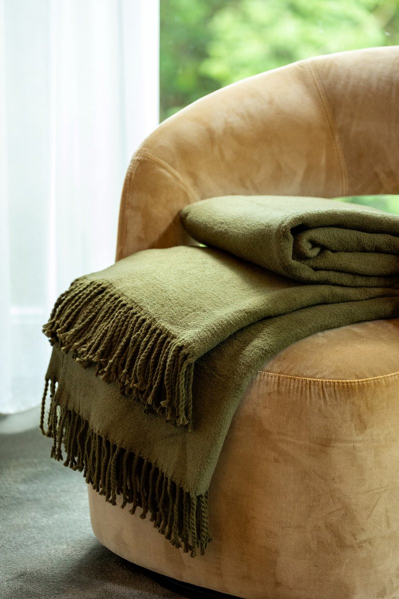 Dutch Decor - Plaid 'Annabella' (Military Olive, 150x200cm)