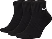 Chaussettes Nike Everyday Cushion Ankle Socks (regular) - Taille 43-46 - Unisexe - noir / blanc