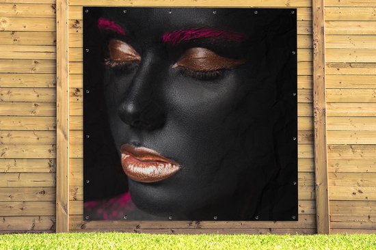 Affiche de Jardin Femme noire avec éléments roses et or - 200x200 cm