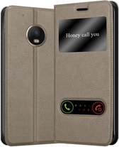 Cadorabo Hoesje geschikt voor Motorola MOTO G5 PLUS in STEEN BRUIN - Beschermhoes met magnetische sluiting, standfunctie en 2 kijkvensters Book Case Cover Etui