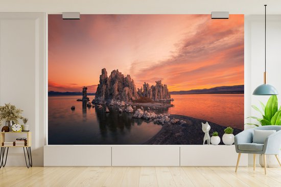 Behang - Fotobehang Gesteente aan de kust - liggend - Breedte 420 cm x hoogte 280 cm