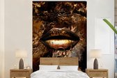 Behang - Fotobehang Goud - Lippen - Luxe - Breedte 195 cm x hoogte 300 cm