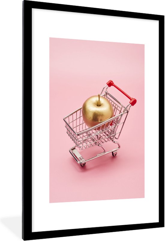 Fotolijst incl. Poster - Stilleven een miniatuur winkelwagen met een gouden appel erin - 80x120 cm - Posterlijst