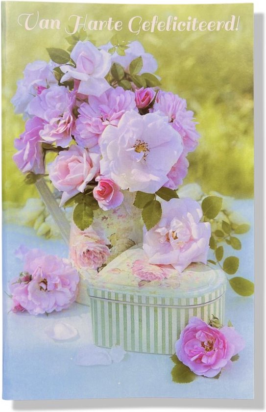 Kaart met roze rozen in een gieter en een hartvormig doosje. Tekst: Van Harte Gefeliciteerd!