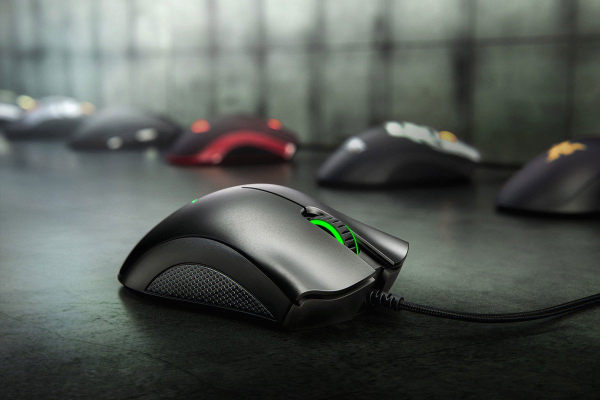 Razer DeathAdder Essential Optische Gaming Muis 6400 DPI bol