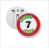 Button Met Clip 58 MM - Hoera 7 Jaar