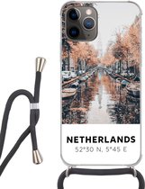 Hoesje met koord Geschikt voor iPhone 13 Pro Max - Nederland - Amsterdam - Gracht - Herfst - Siliconen - Crossbody - Backcover met Koord - Telefoonhoesje met koord - Hoesje met touw