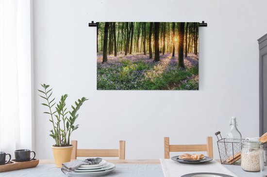 Wandkleed - Wanddoek - Bos - Bloemen - Lavendel - Zon - Paars - Natuur - 90x60 cm - Wandtapijt