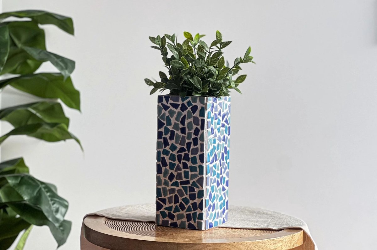 Little Creations DIY pakket - Mozaïek vaas blauw - Hobbypakket volwassenen - Knutselpakket voor volwassenen - mozaiek pakket