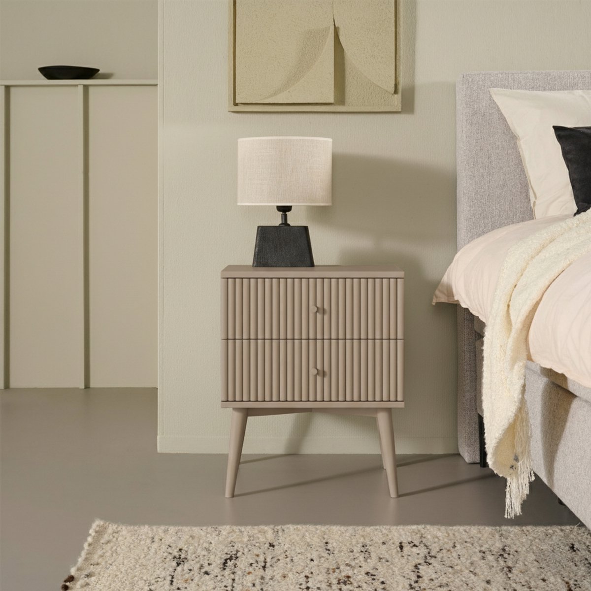 Nachtkastje Sem - Mango Hout - Taupe - 45x55x35 cm (BxHxD) - Twee Lades
