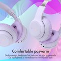 Gedetailleerde weergave van de comfortabele, zachte paarse oorkussens en verstelbare hoofdband.