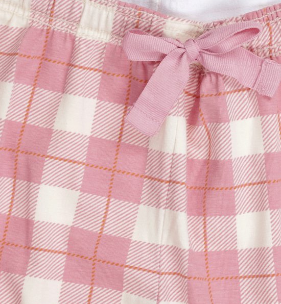 Broek van roze en witte ruitjes pyjama met oranje accenten en roze strik.