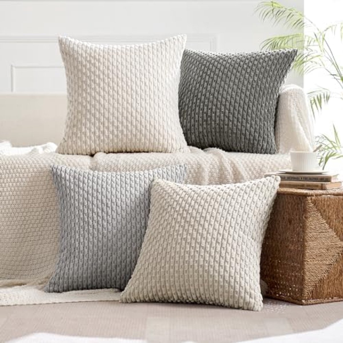 PromoHome Set van 4 corduroy kussenhoezen 40×40 cm– decoratieve moderne kussenslopen voor bank en sierkussens