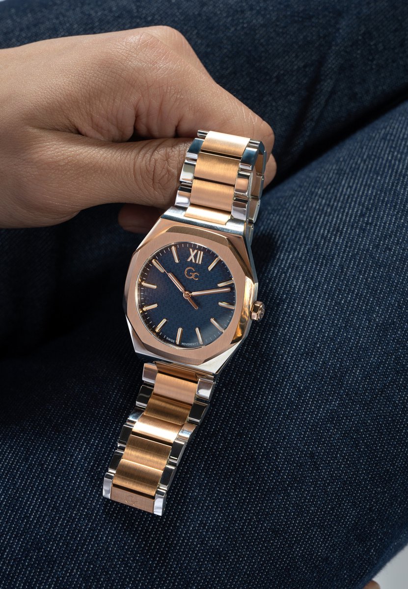 Gc Gc Coussin Sleek Quartz Analoog Horloge Zilver En Roos Kast: 100% Roestvrij Staal | Bracelet 100% Roestvrij Staal Round Z26001G7MF, Z26003G7MF