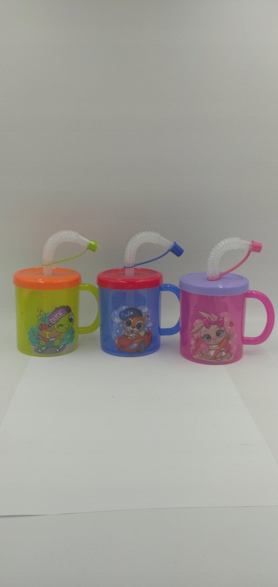 Plastic Drinkbeker met Rietje 210 ml - 3 Designs