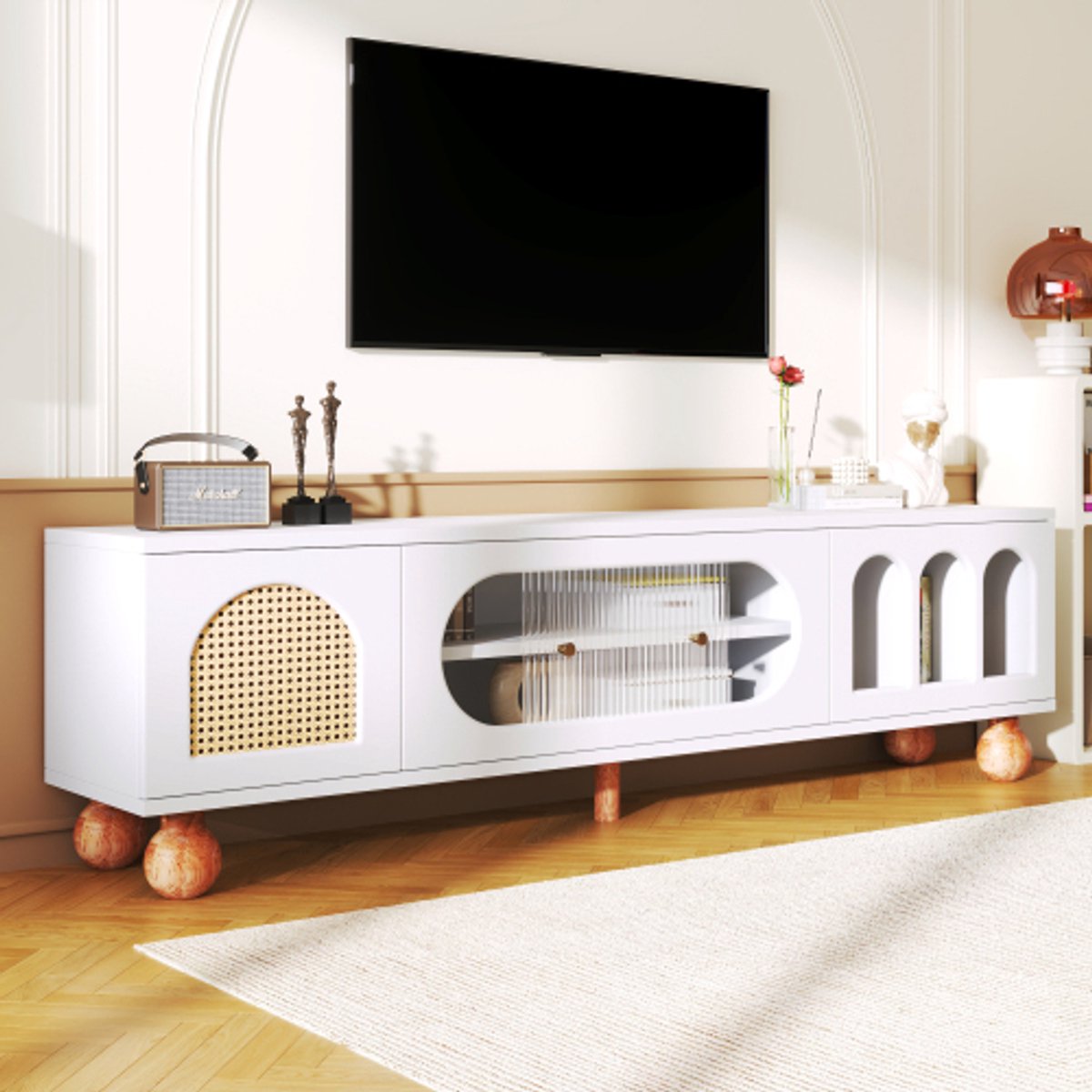 Stijlvol tv-meubel met rotanlook en glazen schuifdeur – Modern lowboard met 3 open vakken,