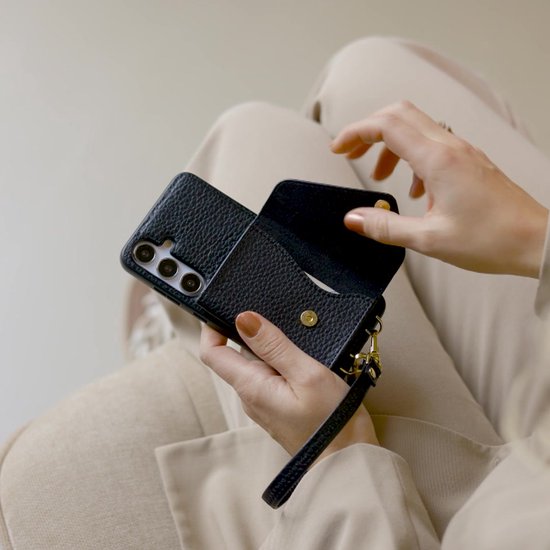 Selencia Hoesje - Geschikt voor Samsung Galaxy A55 (5G) - Sera Koordhoes met pashouder envelop - Zwart