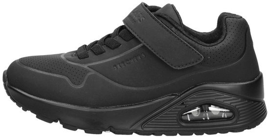 Zwarte Skechers sneaker met klittenbandsluiting, veters en luchtdemping.