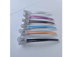 Set van 6 duurzame haarclips in verschillende kleuren die geen strepen achterlaten voor het stylen en verdelen van het haar. Ideaal voor gebruik in de salon en thuis.