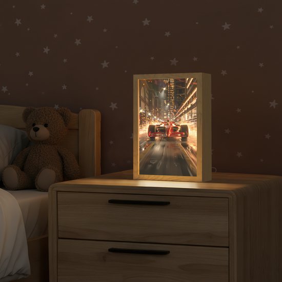 Nachtlampje 20x30 cm - Kinder lampje - Racen - Auto - Race - Goud - Jongens - Tafellamp kinderkamer - Slaapkamer lamp - Bedlamp kinderen - Kinderlampje stopcontact - Wandlamp babykamer - Nachtlampjes van Decoshop — afbeelding 2