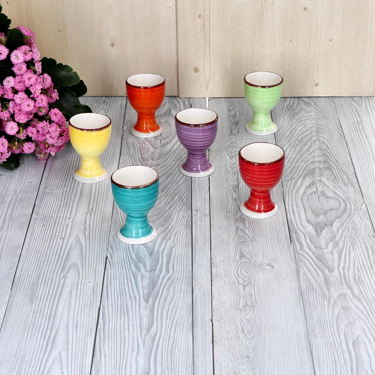 Kleurige set van 6 eierdopjes met voet - Vaatwasmachinebestendig voor een stijlvolle ontbijttafel