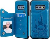 Voor Galaxy S10e Skull Head Embossing Pattern Schokbestendige beschermhoes met houder & kaartsleuven & portemonnee (blauw)